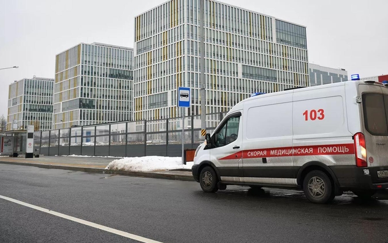 За сутки более тысячи человек доставили в больницы Москвы с коронавирусом